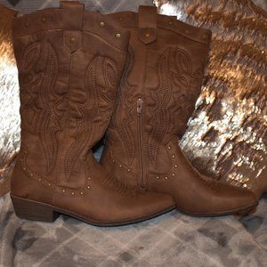 Brown Cowboy boots